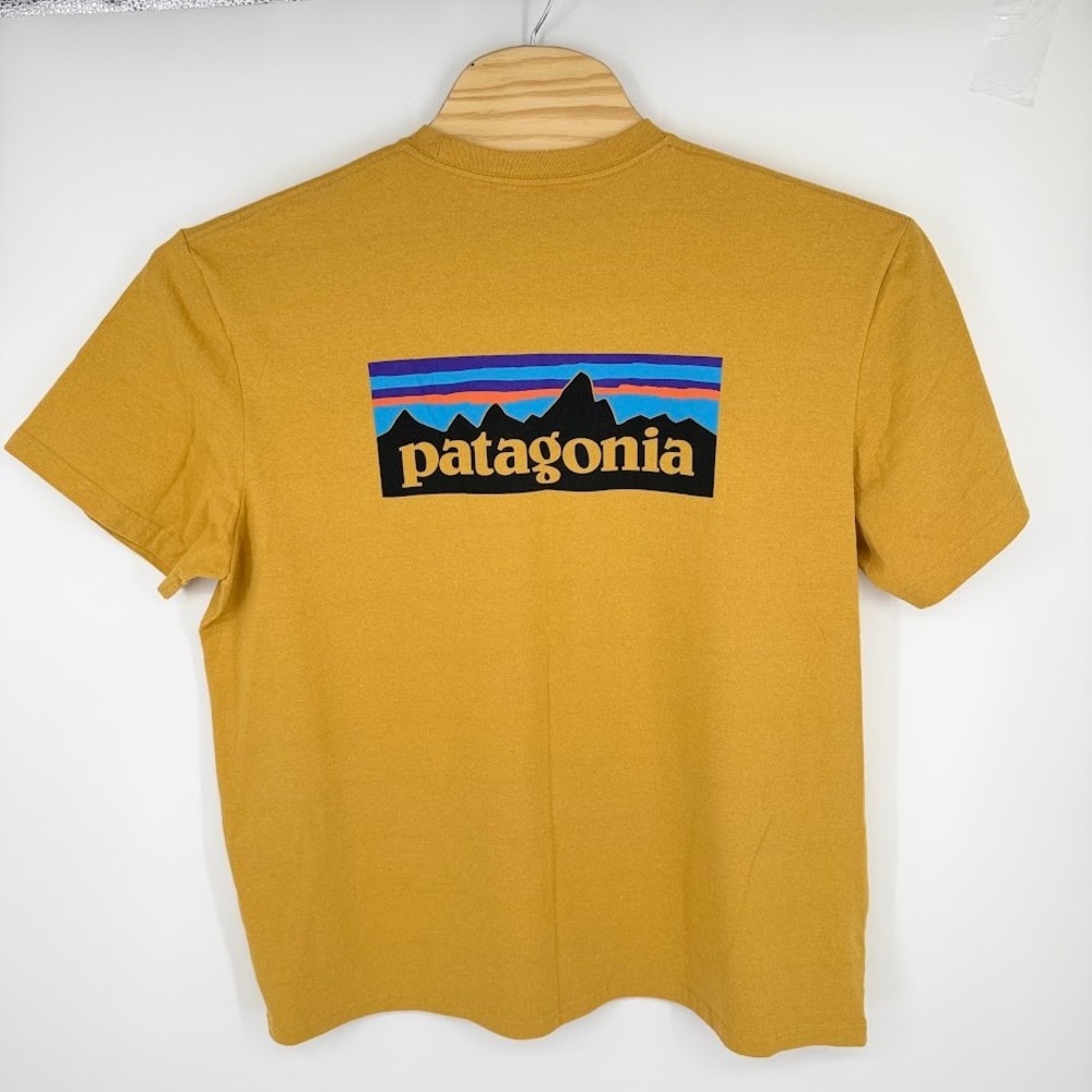 Patagonia P-6 Logo Responsibili-Tee Shirt Mens XXL Gold Sustainable Gorpcore